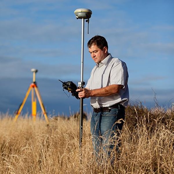 may-gps-2-tan-so-rtk-trimble-r8s.jpg
